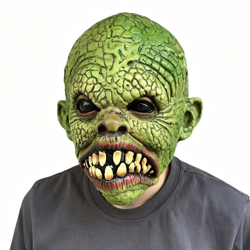 Monstre zombie mutant à la peau verte