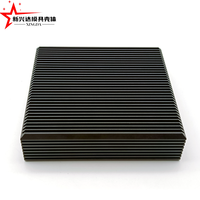 Boîtier en profilé aluminium extrudé plat avec ailettes de refroidissement parallèles supérieures pour module amplificateur de puissance PCB, étui de protection