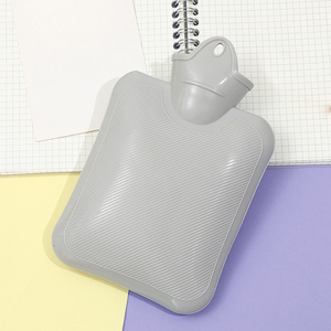 Bouteille d'<span class=keywords><strong>eau</strong></span> <span class=keywords><strong>chaude</strong></span> de haute qualité 500 ml/1000 ml/2000 ml, motif de dessin animé kawaii, chauffe-mains en PVC, bouteilles d'<span class=keywords><strong>eau</strong></span> <span class=keywords><strong>chaude</strong></span> remplies d'<span class=keywords><strong>eau</strong></span> pour l'hiver avec housse - Product Image 5