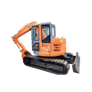 Mini-excavatrice sur chenilles Hitachi ZX75-5A 7,5T d'occasion, modèle 2023, avec moteur et pompe, provenance Japon - Product Image 1