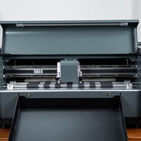 Plotter de Corte de Etiquetas A3MAX4 PRO con Motor Servo de Doble Cabezal, Alta Presión de 3000g y Herramienta de Hendido con Ruedas