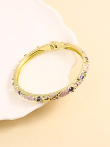 Factory Wholesale Fashionable Ancient Blue White Women's Enamel Bangle Zinc Alloy Flower Design Christian Style Diamond Accents - Product Image 4