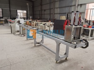 Sierra de Corte de <span class=keywords><strong>Aluminio</strong></span> CNC Eworld de Cabezal Único, Hoja de 550 mm, 2.2kW, 380V, con Empujador Automático para Cortes a 45/90 Grados, 350 kg - Product Image 3