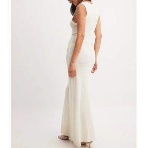 Robe longue en tricot sans manches de couleur unie pour femmes, de haute qualité, tendance, sexy, avec fleurs tridimensionnelles, robes maxi - Product Image 3
