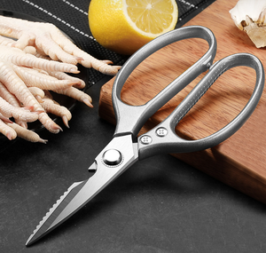 Ciseaux à volaille en aluminium à poignée confortable avec ouvre-bouteille et <span class=keywords><strong>casse</strong></span>-noisette pour la cuisine à domicile pour la viande légumes barbecue - Product Image 5