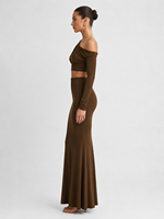 Ensemble deux pièces personnalisé pour femme, marron chocolat, haut court asymétrique et jupe longue, fabricant OEM ODM, fournisseur en gros B2B
