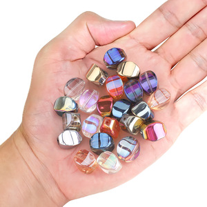 20개입 팩 10x13mm 투명 전기도금 매직 컷 롱 트위스트 호박 비즈 불규칙한 모양 크리스탈 유리 비즈 - Product Image 3