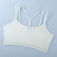 Soutien-gorge d'entraînement sans coutures pour adolescentes, bretelles doubles spaghetti, dos en V élégant, petit nœud décoratif, rembourrage intégré fixe, doux et respirant