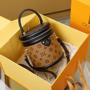 2026Luxury Genuine <strong>Leather</strong> Cylinder <strong>Bucket</strong> Handheld Fortune Barrel Shoulder Crossbody <strong>Bag</strong> for <strong>Women</strong> - Product Image 1