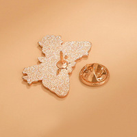 Haute qualité en gros personnalisé métal chapeau broches badge dessin animé délicatesse mignon animal doux émail broche papillon avec des vêtements