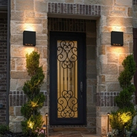 Lumière murale LED extérieure étanche PW1401 carrée 6W, style européen, en matériau PC, montage en surface, éclairage vers le haut et vers le bas