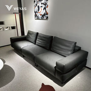 Muebles Modernos para Sala de Estar, Sofá Seccional Tapizado en Cuero Genuino, Grande, para Interiores, de 1, 2 y 3 Plazas, en Gris Plateado y Gris Claro - Product Image 1