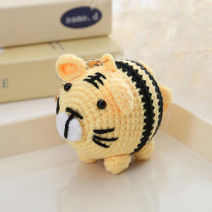 Vente chaude mignon dessin animé Animal <span class=keywords><strong>laine</strong></span> Crochet porte-clés sac tissé à la main pendentif accessoires petits porte-clés en peluche - Product Image 4