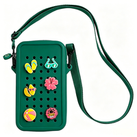Sac à main mini en silicone Chinfai OEM avec logo personnalisé, pochette de téléphone portable de petite taille, sacoche à bandoulière, pochette de poignet