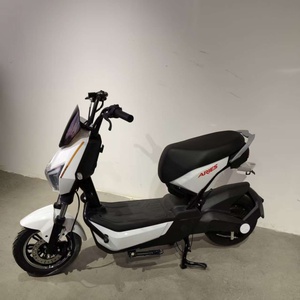 Bicicleta Urbana Ligera de 14 Pulgadas con Suspensión Delantera, Motor sin Escobillas de 500W, Batería de Larga Duración, 3 Velocidades Digitales Electrónicas - Product Image 3