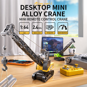 Mini Grúa de Control Remoto a Escala 1:64, Juguete de Vehículo de Ingeniería con Luz, Decoración de Escritorio, Regalo de Cumpleaños o Festividades - Product Image 5