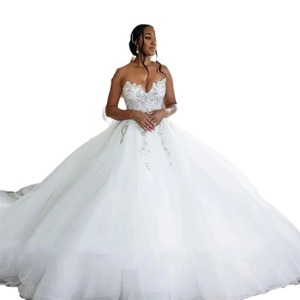 Elegant White Ball Gown Wedding Dress Sweetheart Neckline Tulle Empire Waistline Floral Print Strapless Brides Dress - Product Image 3