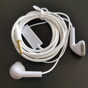 Écouteurs Filaire Original <span class=keywords><strong>5830</strong></span> de 1,5 M pour <span class=keywords><strong>Samsung</strong></span>, Intra-auriculaires Mains Libres avec Prise Jack 3,5 mm - Product Image 3