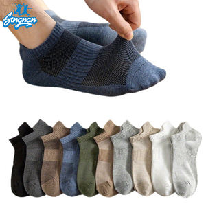 <span class=keywords><strong>Chaussettes</strong></span> montantes solides pour hommes, prix bas, vente en gros, logo personnalisé, respirantes, tricotées, en coton, blanche - Product Image 2