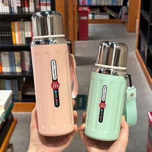 Net Red Large Capacity 316 Stainless Steel Insulation Portable Female Student Water Cup Classic Design Vacuum Bottle Type - Product Image 5