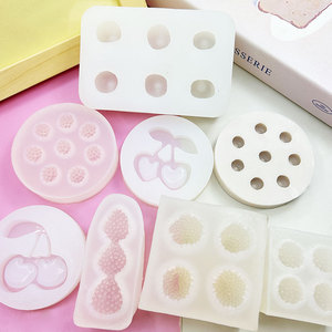 แม่พิมพ์ซิลิโคนรูปผลไม้ <span class=keywords><strong>3</strong></span> <span class=keywords><strong>มิติ</strong></span> SILIKOLOVE แม่พิมพ์ตกแต่ง<span class=keywords><strong>รูป</strong></span>สตรอว์เบอร์รี บลูเบอร์รี เชอร์รี ราสเบอร์รี - Product Image 3