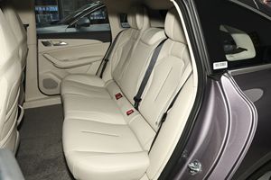 2025 Pure Electric Dongfeng Forthing Xinghai S7 <span class=keywords><strong>Precio</strong></span> <span class=keywords><strong>de</strong></span> fábrica 555km 5 asientos - Product Image 6