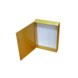 กล่องของขวัญแข็งแบบกำหนดเองสำหรับปัจจุบัน - Product Image 1