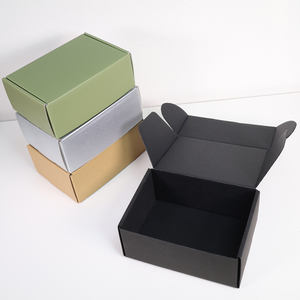 Scatole di imballaggio in cartone ondulato per vestiti e <span class=keywords><strong>scarpe</strong></span>, quattro colori possono progettare <span class=keywords><strong>su</strong></span> <span class=keywords><strong>misura</strong></span> - Product Image 5