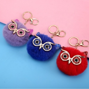 Porte-clés pour sac à main pour femme avec pendentif boule hibou à paillettes dorées, personnalisable, vente en gros, mode, pompon coloré, boule en fausse fourrure - Product Image 4