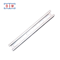 Profilé en C en acier au carbone P3300 conforme à la norme ASTM, 1-5/8 x 13/16 pouces (41x21x2,5 mm), électrogalvanisé, avec services de découpe et de pliage