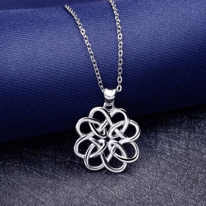 Venta de fábrica de <span class=keywords><strong>la</strong></span> joyería de <span class=keywords><strong>la</strong></span> plata esterlina 925 celta irlandés nudo colgante collar - Product Image 2