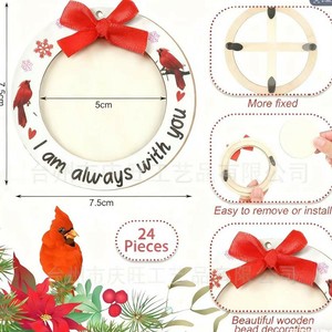 Marco de Fotos Redondo de Madera de 7.5cm, Decoración Navideña con Lazo Rojo y Diseño de Cardenal para Manualidades Navideñas - Product Image 1