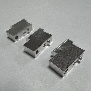 Pièces de précision CNC avec analyse DFM gratuite et support technique, service d'échantillonnage sur dessin personnalisé, usinage par fraisage et tournage - Product Image 4