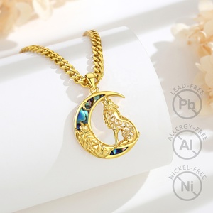 Collar con Colgante de Lobo y Luna Vikinga, Joyería Nórdica con Nudo Celta, Chapado en <span class=keywords><strong>Oro</strong></span> de <span class=keywords><strong>24K</strong></span> sobre Cobre, con Concha de Abulón Natural, Venta al Por Mayor - Product Image 3
