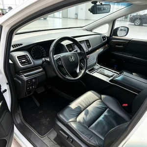 Honda Odyssey Blanca 2015, 110.000 KM, 2.4L CVT MPV, Versión Premium Facelift, 7 Plazas, Familiar, Bien Mantenida, Lista para Exportación - Product Image 5