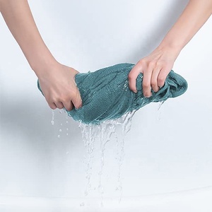 Serviette de bain en microfibre pour adulte, épaisse, surdimensionnée, écologique, pour la maison et la plage, cadeau, douce, absorbante, avec sac à cordon tissé, séchage rapide - Product Image 3