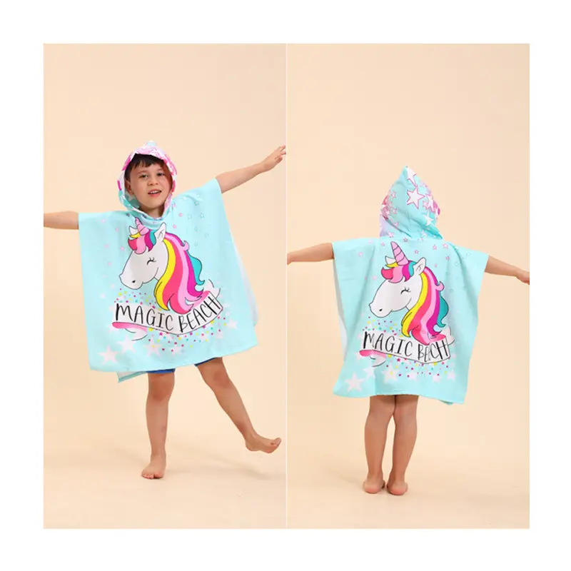 Детское пляжное полотенце из микрофибры с капюшоном