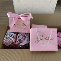 Sacs en papier épais et résistants de haute qualité pour courses, cadeaux, cosmétiques, sacs en papier de luxe personnalisés avec logo estampé à chaud