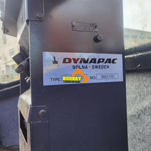 Rouleau compresseur vibrant Dynapac CA301D d'occasion 10 tonnes, équipement de construction, moteur, pompe, boîte de vitesses, modèle 2022, à vendre - Product Image 2