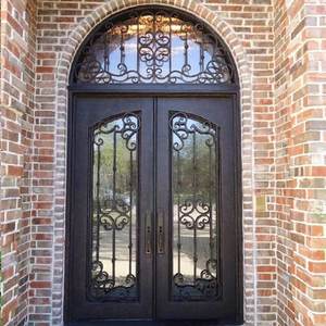 Puerta Moderna de Hierro Forjado, Diseño Minimalista con Patrones Geométricos, Vidrio de Seguridad de Vista Completa, Líneas Limpias - Product Image 1