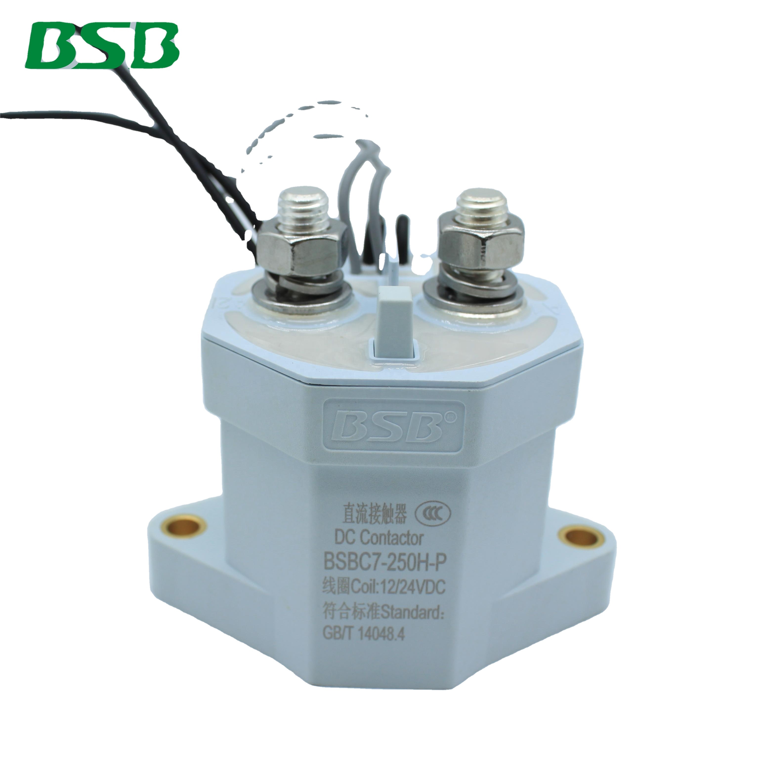 Tegangan tinggi Dc Contactor/relay elektromagnetism tipe dengan kontak tambahan dengan kumparan tegangan 12/24vdc dan nilai arus 250A