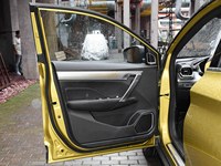 Geely Binyue 4WD a Benzina, Versione Russa Economica, Colore Blu, per Campeggio e Città, Modelli 2025 2024