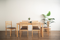 Juego de Comedor Moderno Minimalista de 7 Piezas en Color Roble Natural, Ahorra Espacio, con 1 Mesa y 6 Sillas, para el Hogar y Reuniones Familiares