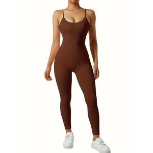 Combinaisons pour femmes de différents styles et coupe ajustée, vêtements de sport de haute qualité, combinaison pour femmes en couleur et taille personnalisées - Product Image 1