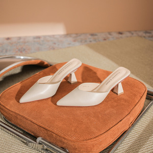 6777A Mules de punta puntiaguda para mujer, tacones altos de cuero PU, estilo coreano, tendencia de moda, zapatos sin cordones para todas las estaciones - Product Image 1