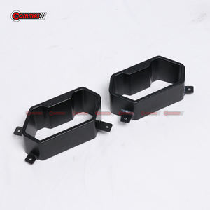 Conjunto de Parachoques Trasero de Fibra de Carbono Seca Estilo MSY con Punta de Tubo de Escape Central para Rolls-Royce Cullinan SUV 2025 - Product Image 6