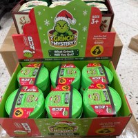 Jouets sensoriels anti-stress à remontée lente, jouets à presser de Noël, jouets squishy monstres verts en forme de boulettes de Noël