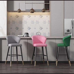 Silla <span class=keywords><strong>de</strong></span> barra alta americana simple nórdica moderna con pata <span class=keywords><strong>de</strong></span> hierro y respaldo para uso doméstico o comercial <span class=keywords><strong>Comprar</strong></span> taburete alto - Product Image 3
