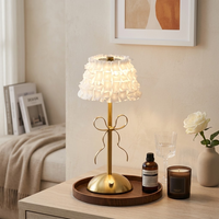 Lampe de table LED d'ambiance vintage avec nœud en dentelle et volants, 3 couleurs, tactile, à intensité variable, sans fil, rechargeable, pour chambre de fille