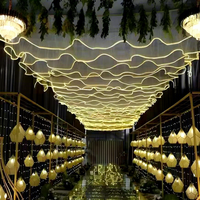 Lustres LED en plastique durables à alimentation secteur pour l'intérieur et l'extérieur, forme d'arche, multicolores, style européen, lumières de mariage, lumières de Noël